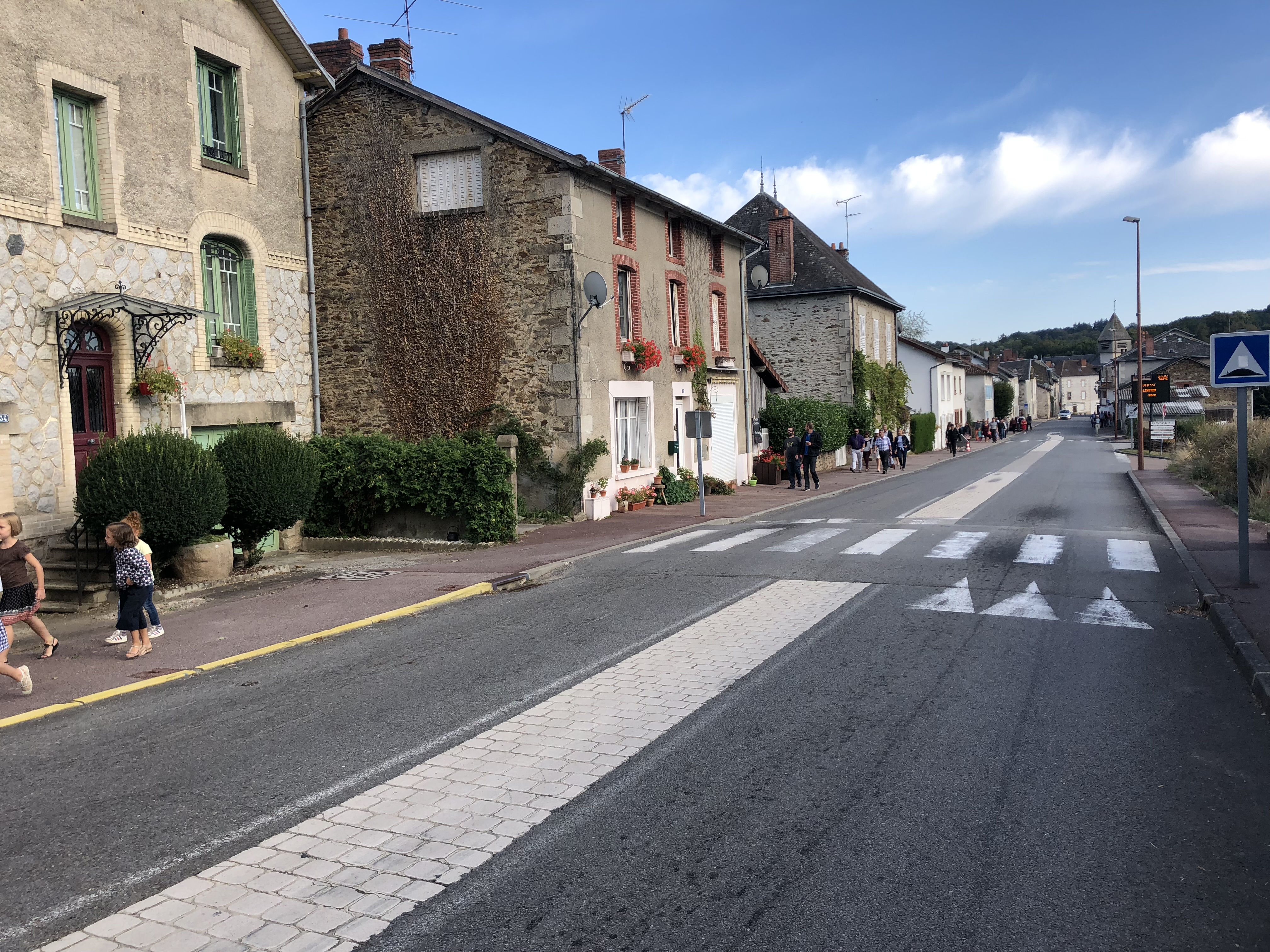 Vue associee au hameau de Artrat